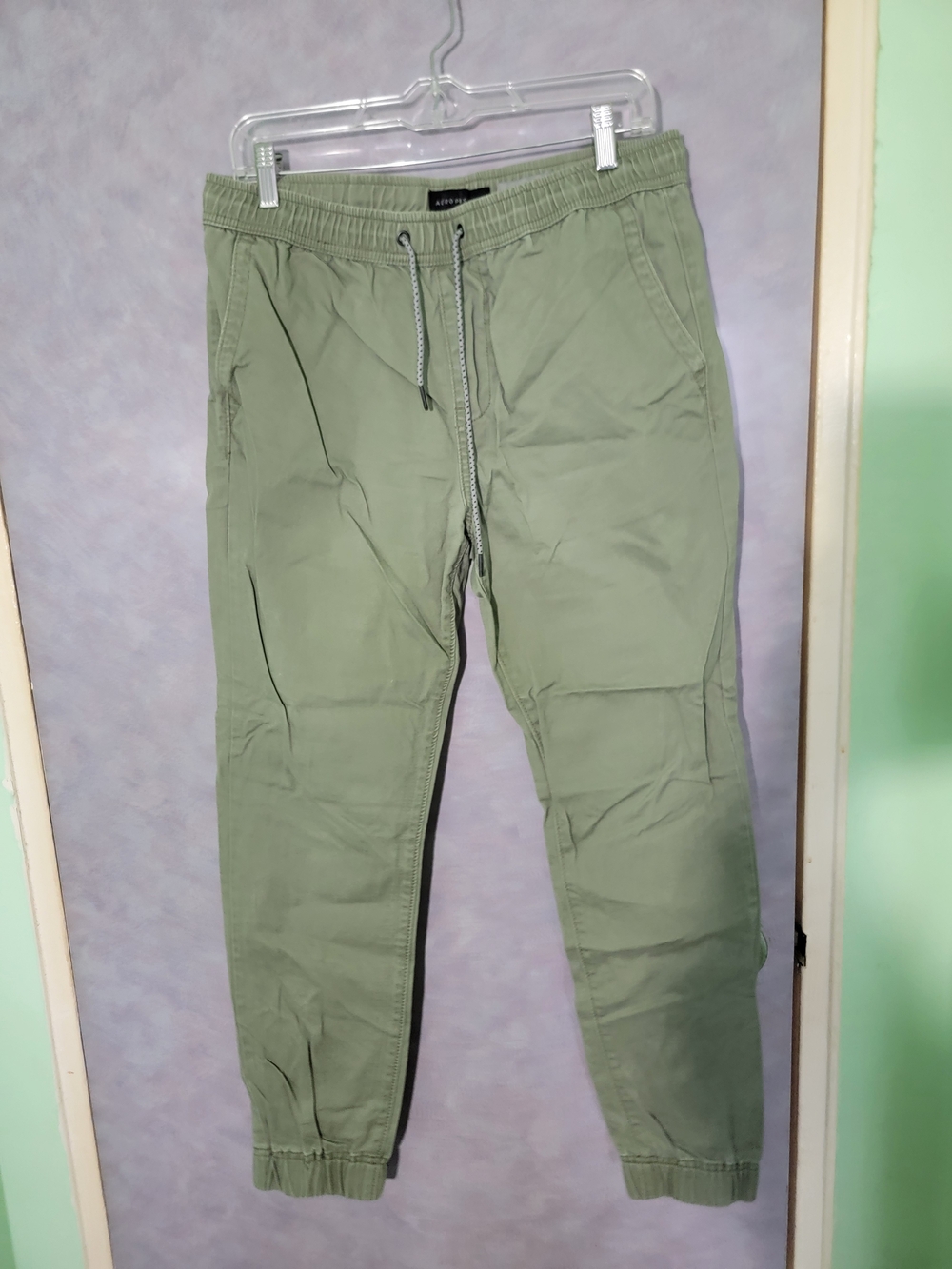 Aeropostale Men's Olive Green Drawstring Jogger Pants
